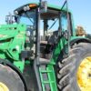 2010 John Deere 7230 Premium MFWD tractor